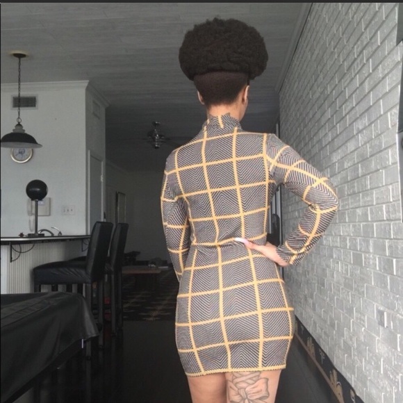 🍊Patterned Bodycon Dress - Picture 3 of 5